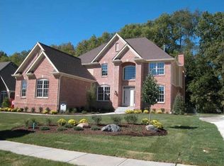 13728 Fairwood Dr, McCordsville, IN