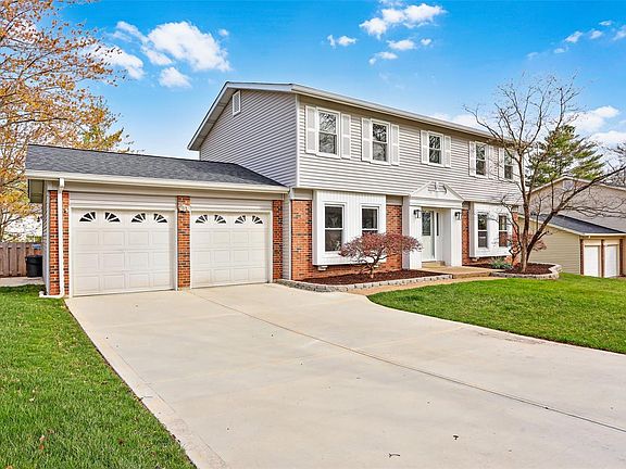 3rd image of 13340 Windbrooke Ln