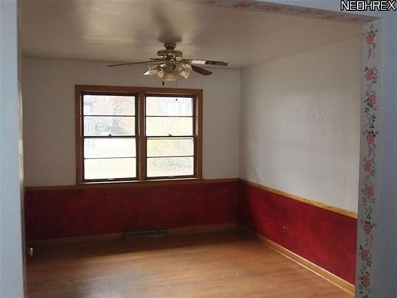 4th image of 4110 Arden Blvd