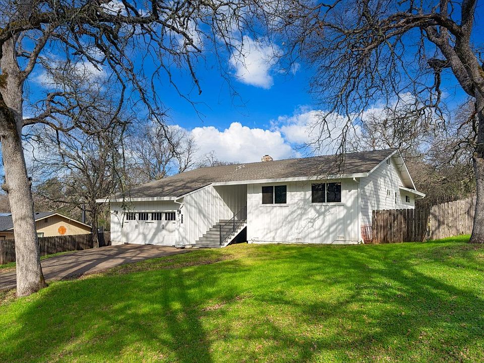 1st image of 2773 Knollwood Dr