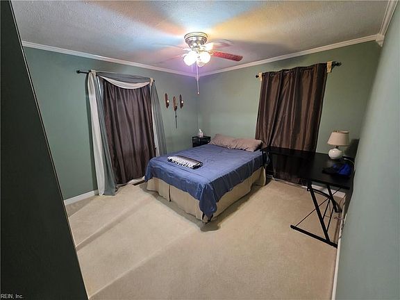 3rd image of 35 Laurel Dr