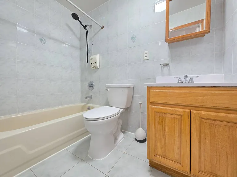2629 Ocean Ave #2F — Photo 3