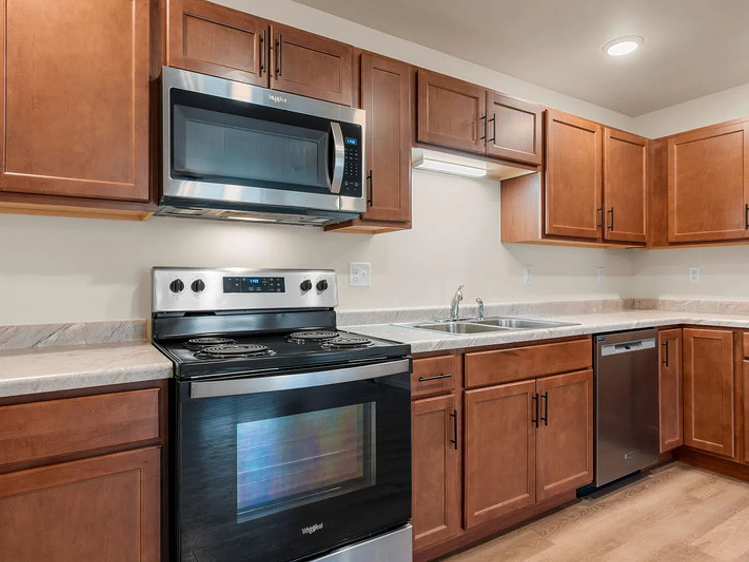 Timber Ridge Apartments — Photo 2