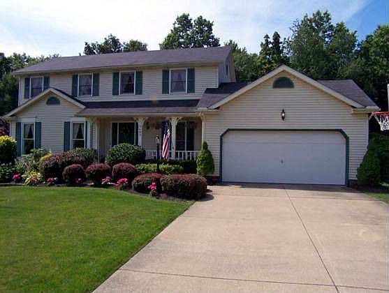 1st image of 2642 Lermitage Pl
