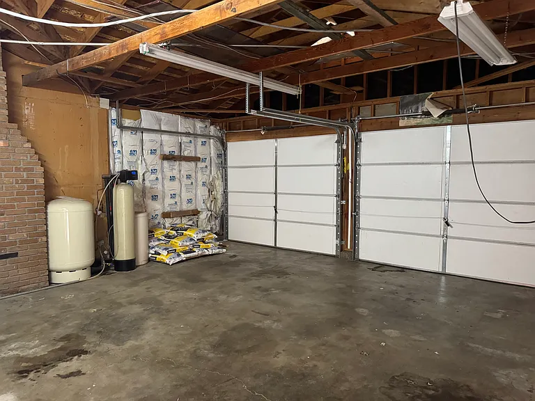 15295 Toll Rd — Photo 19