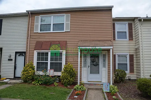 1318 River Birch Run S Photo 1