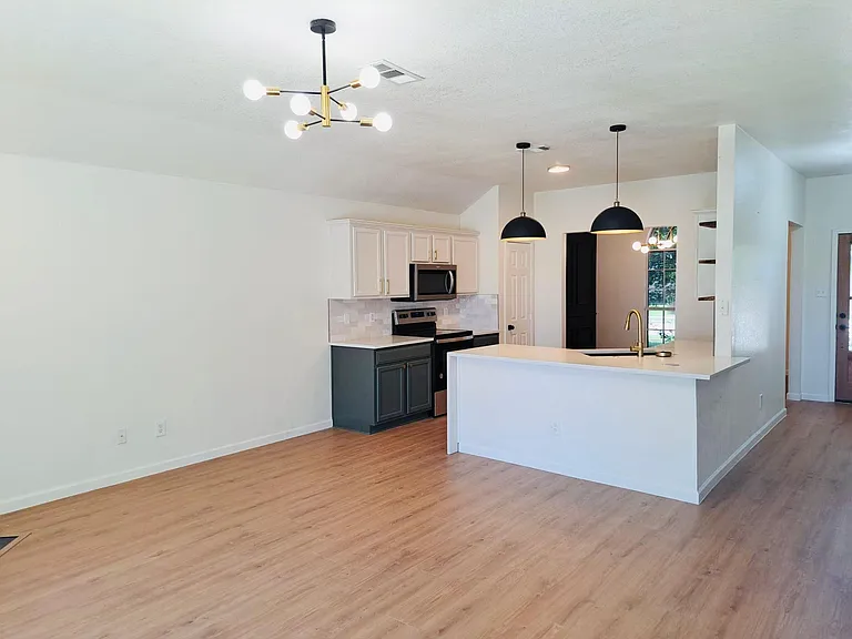 7952 Crouse Dr — Photo 8