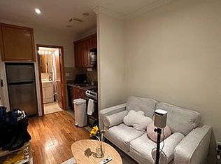 23 Clinton St APT 1B, New York, NY 10002