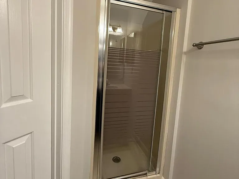 8442 Springfield Oaks Dr — Photo 26