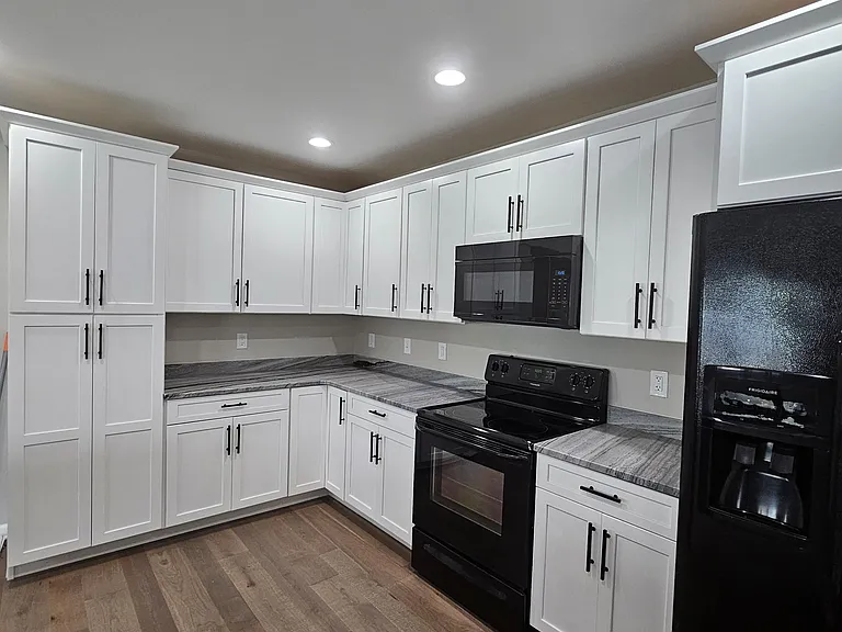 8737 Dixie Hwy #1 — Photo 3