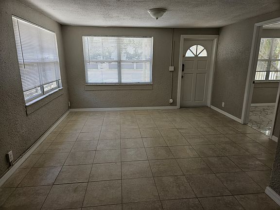 5th image of 3026 58th St S #B