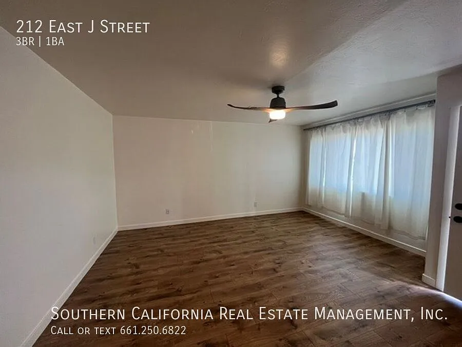 3 bed, 930 sqft, $1,900 — Photo 2