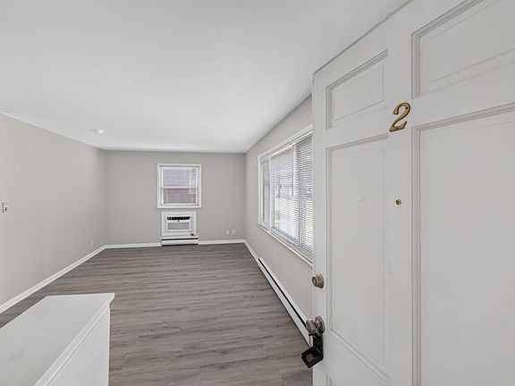4th image of 5801 W 25th St Unit 2