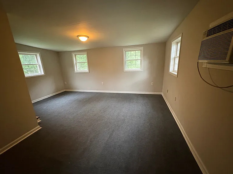 8215 Baywood Dr — Photo 6
