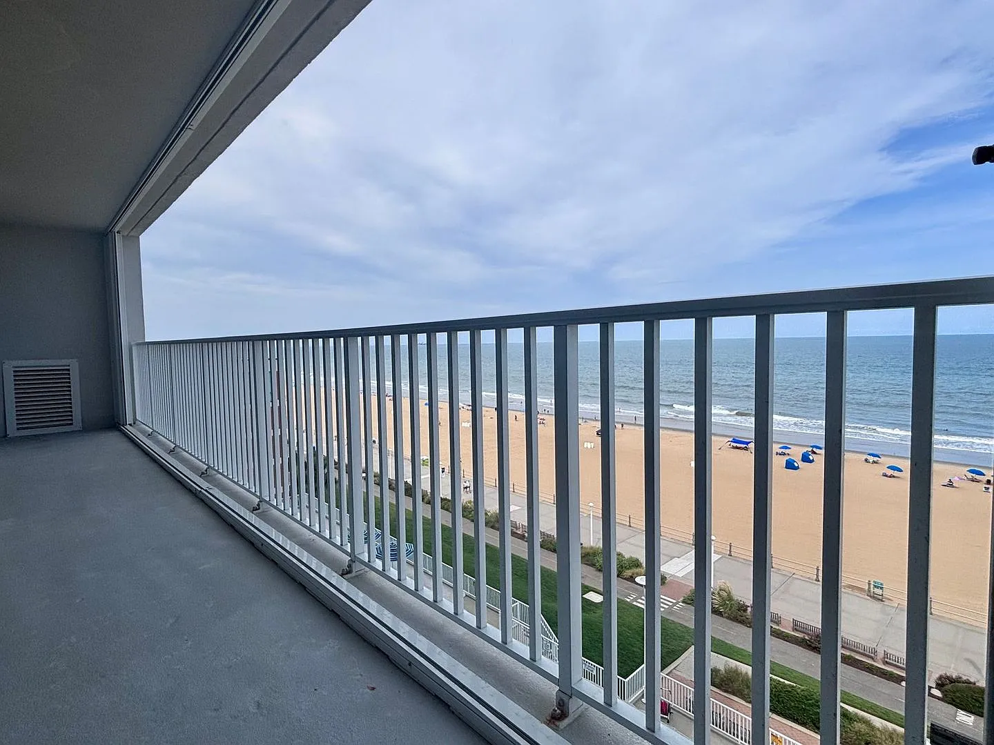 3800 Atlantic Avenue #604 — Photo 3