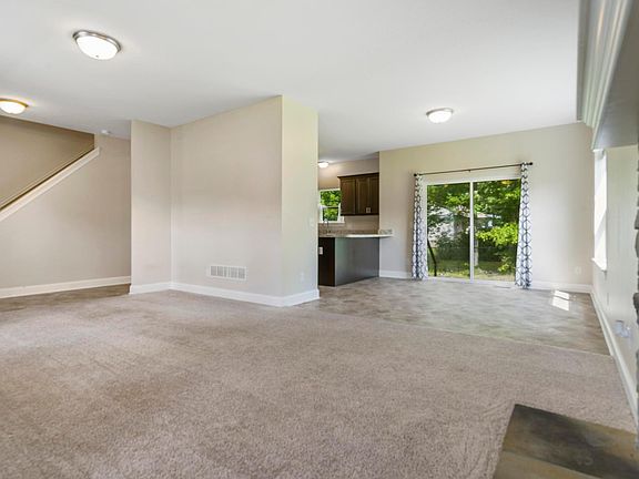 4th image of 5429 Winding Creek Dr
