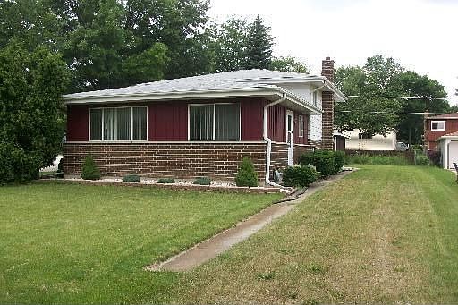 1st image of 305 E North End Ave