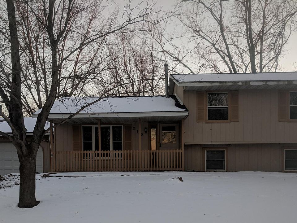 1st image of 213 Highwood Dr