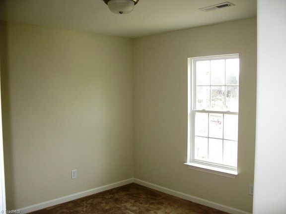 2nd image of 3718 Hillrise Dr