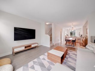 4588 Dubbert St #16, Richmond, BC V6X 0M1