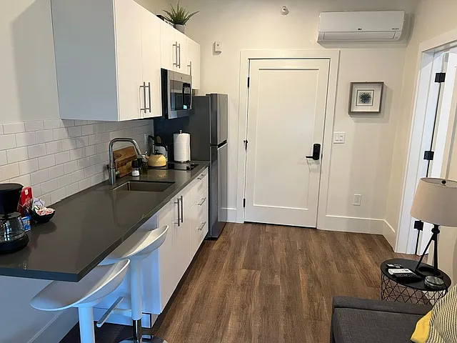 155 W Santa Clara St — Photo 83