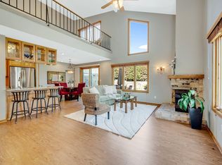 5421 Pompano Dr, Minnetonka, MN 55343