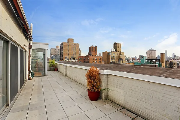 Rented by Corcoran | media 21