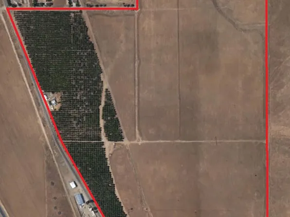 17654 N Main St, Porterville, CA 93257