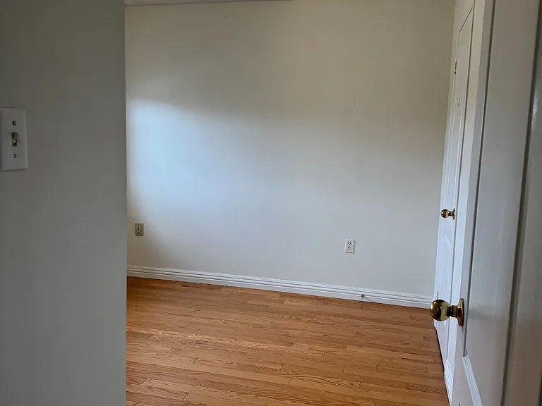 58 Brentcliff Dr #UPPER — Photo 29