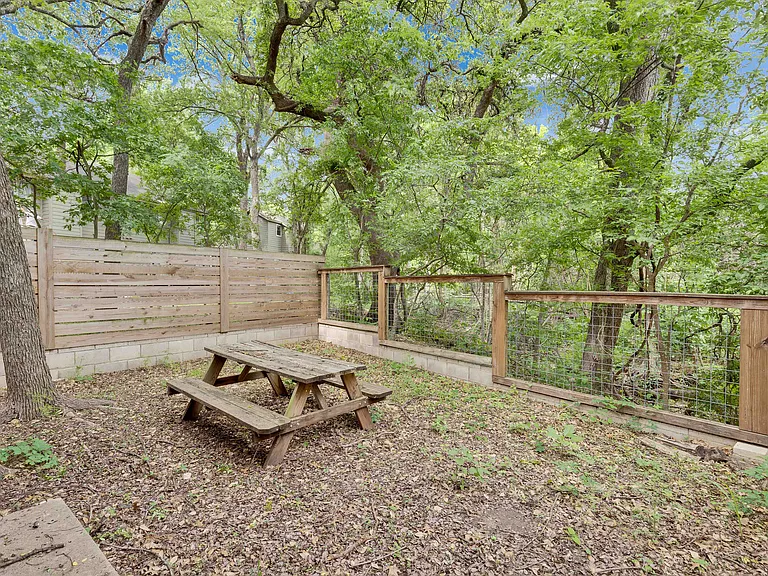 1603 Summer Creek Ct #A — Photo 30
