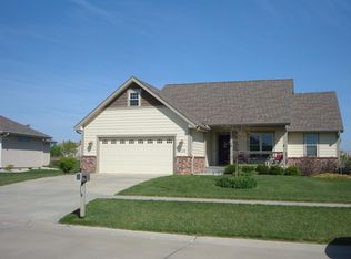 4136 Taneil Dr, Manhattan, KS 66502