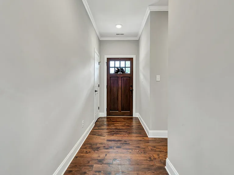 194 Neely Cir NE — Photo 3