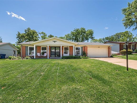 2nd image of 4954 Brockwood Dr