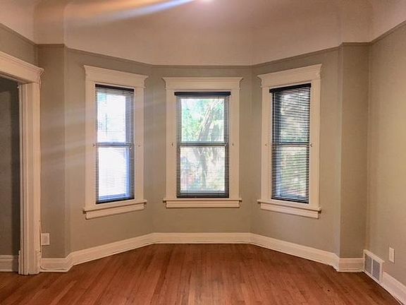 2nd image of 3846 N Janssen Ave #2