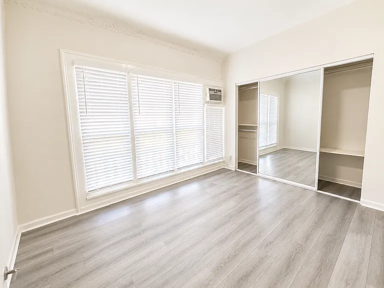 1139 W 27th St #1141 — Photo 19