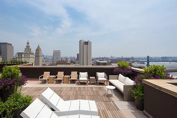 Rented by Greystar | media 96