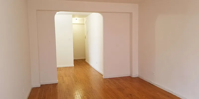 Rented by null | media 28