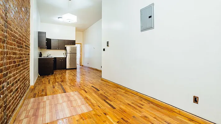 Rented by Nooklyn NYC LLC | media 29