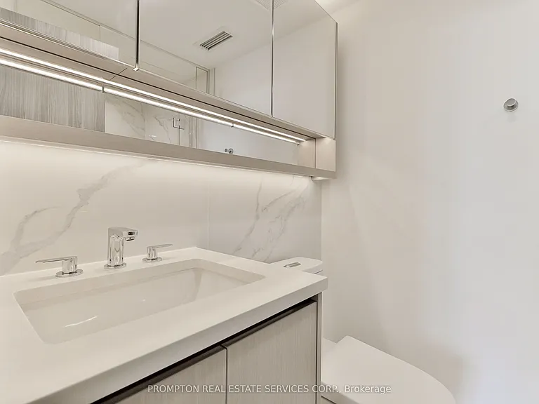 18 Esther Shiner Blvd #610 — Photo 31