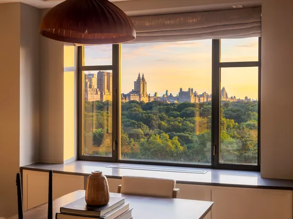 110 Central Park South image 19 of 48