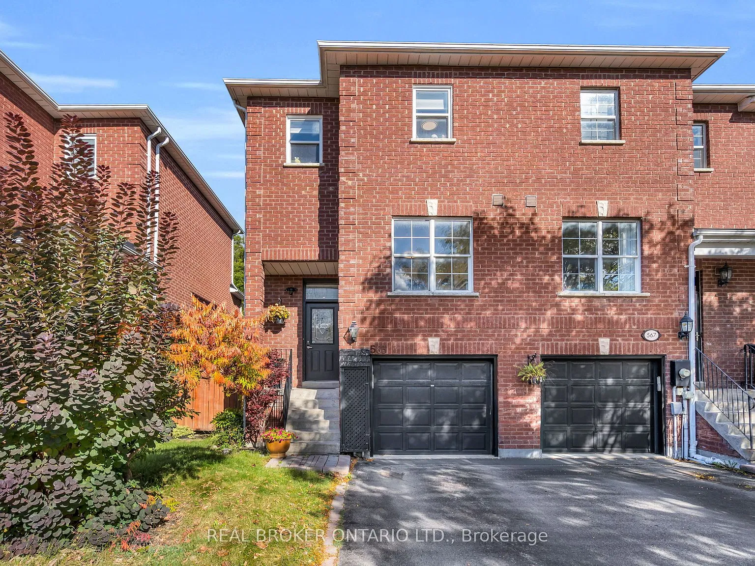 3 bed, $2,950 — Photo 2