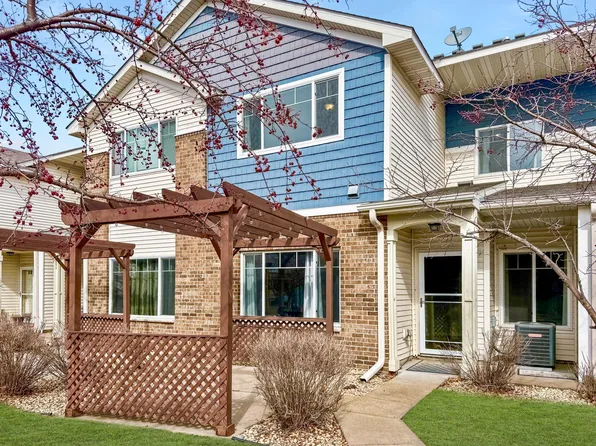 194 Shetland Ln, Lino Lakes, MN 55014