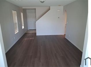 8011 Torremolinos Ave, Las Vegas, NV 89178