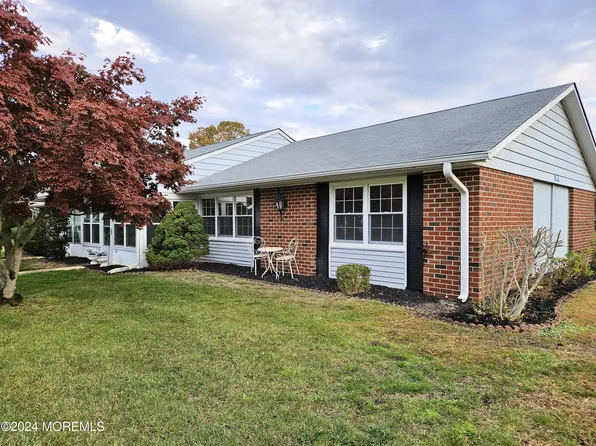 1071D Argyll Circle, Lakewood, NJ 08701