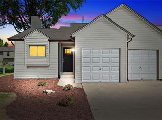 561 Whitegate Dr, O'Fallon, MO 63366
