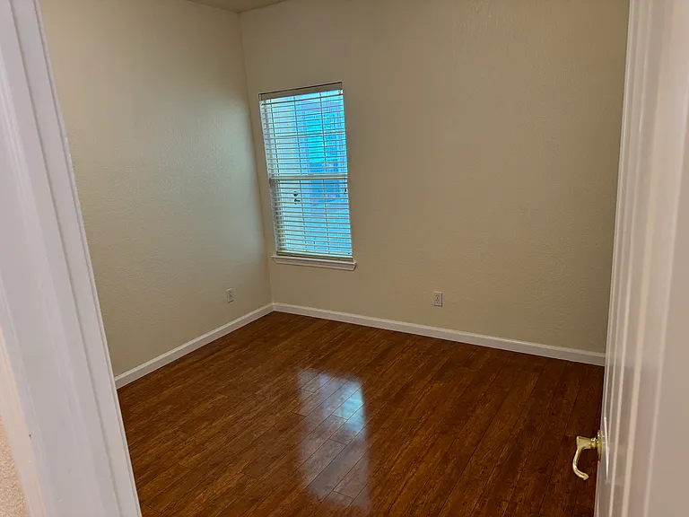 1829 Tumber Way — Photo 4