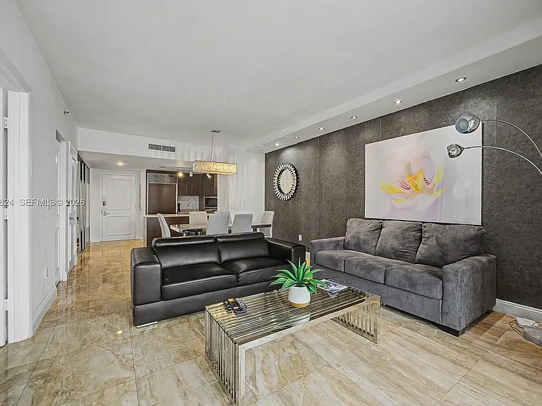 485 Brickell Ave #2009 — Photo 7