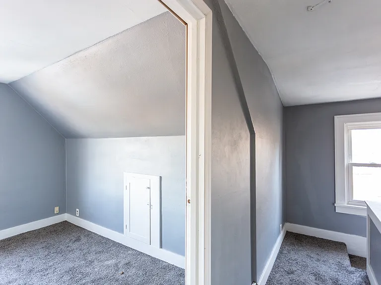 720 S Willow Ave — Photo 12