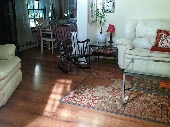 3rd image of 15 Woodland Cir S