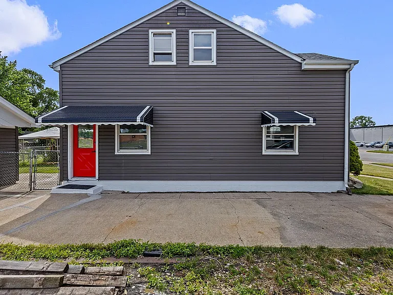 2844 Duluth St — Photo 34